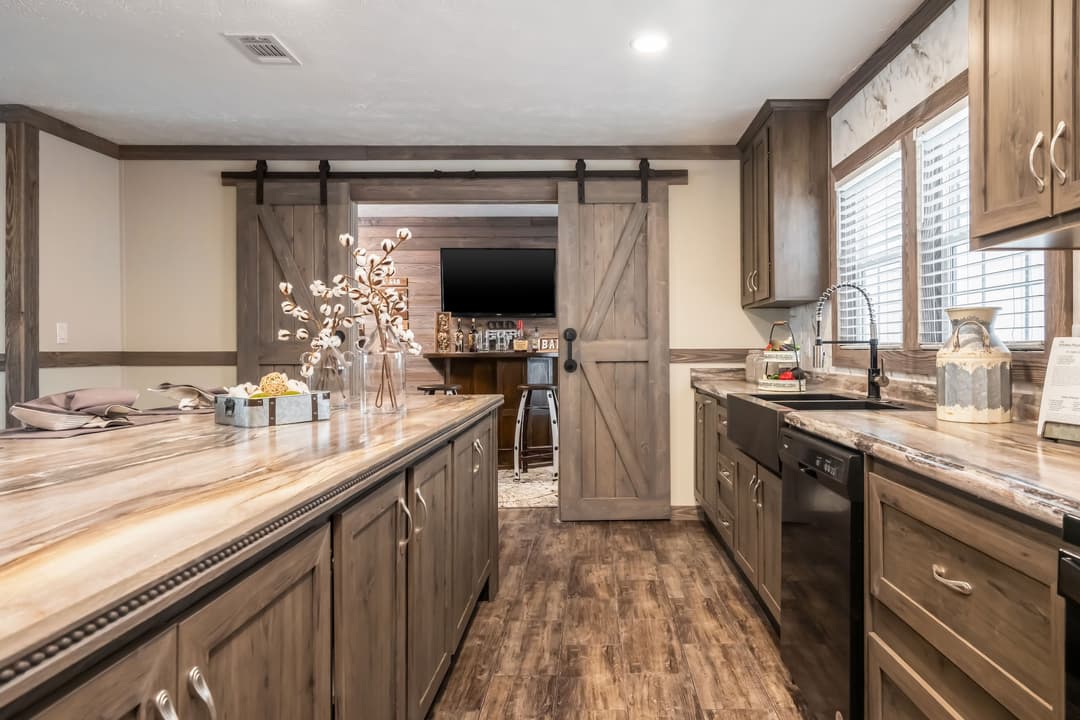 Md-44-32 housecat kitchen home features