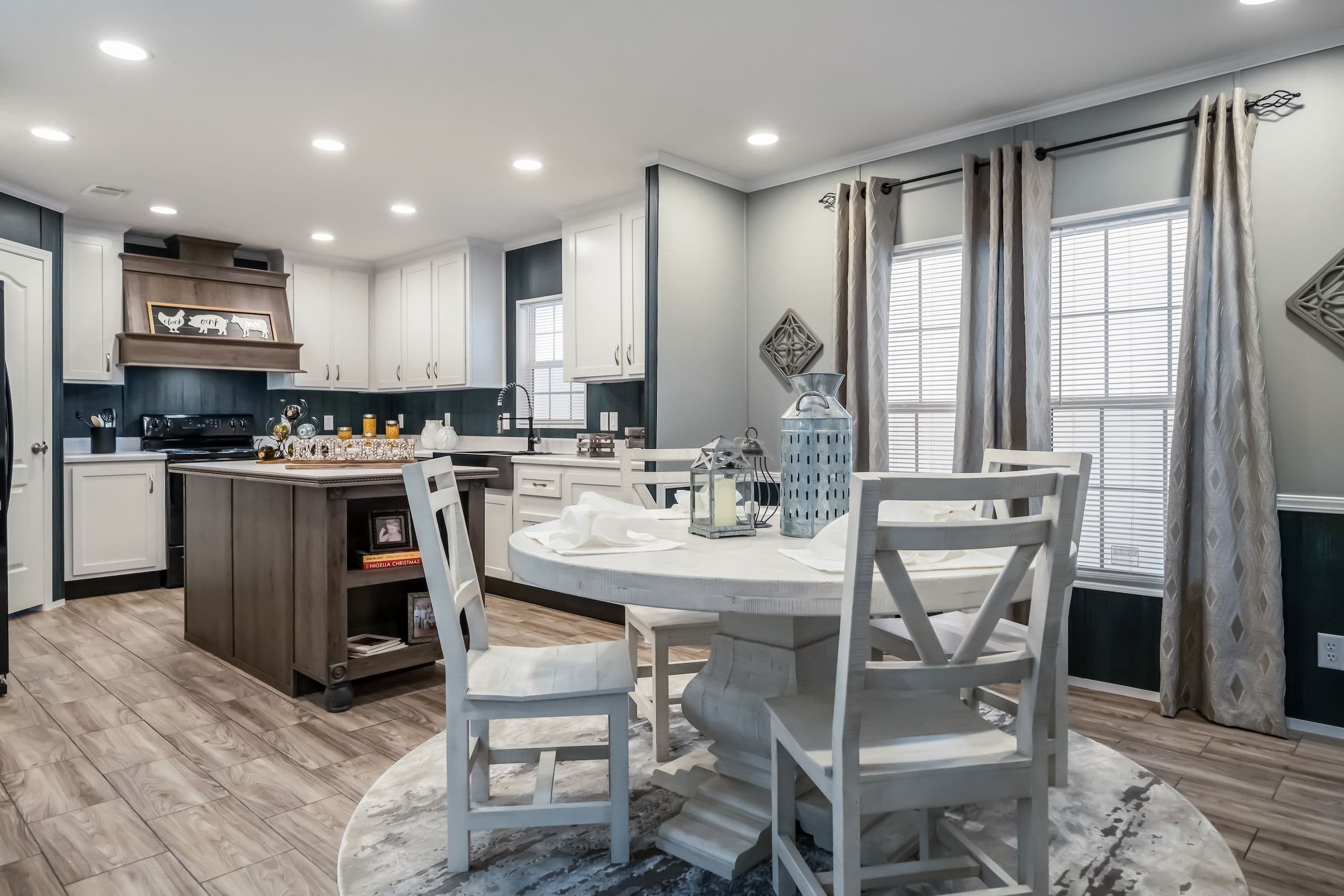 Md-50-32 interior home features