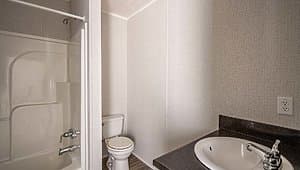 Md-113 bathroom home features