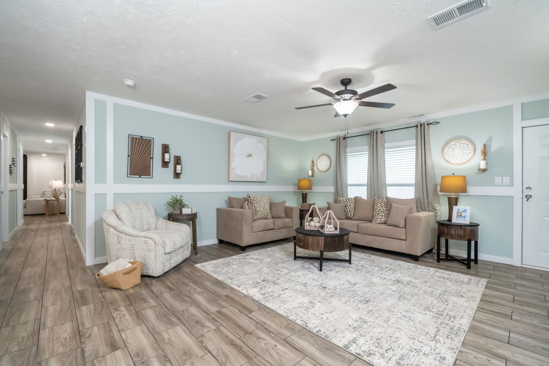 Md-56-32 interior home features