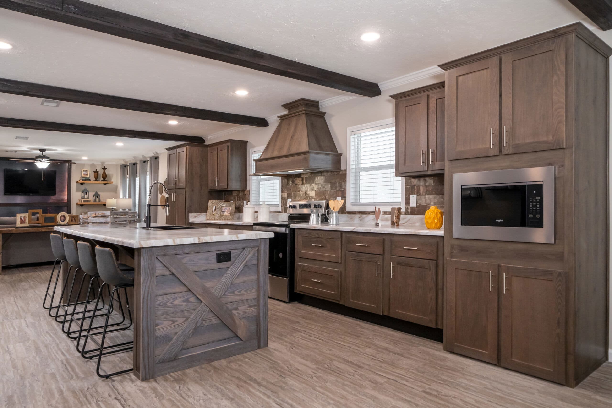 Md-54-32 the duke kitchen home features