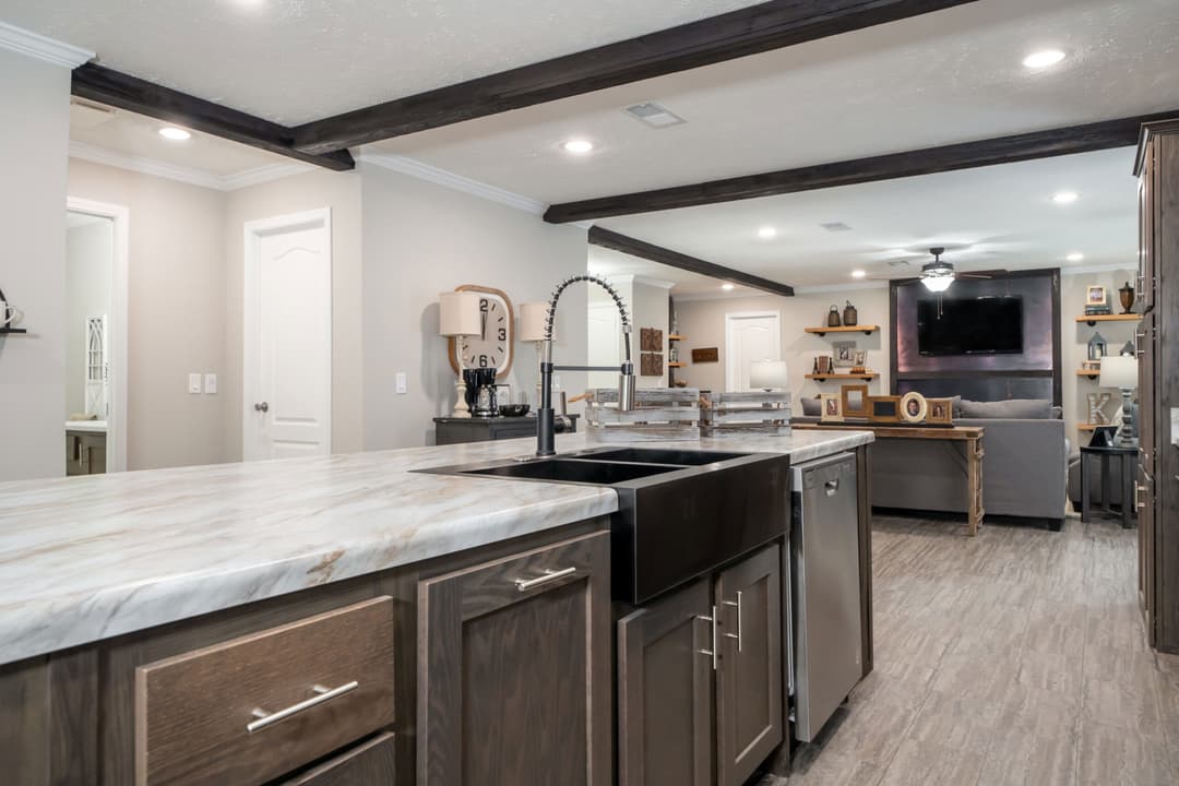 Md-54-32 the duke kitchen home features