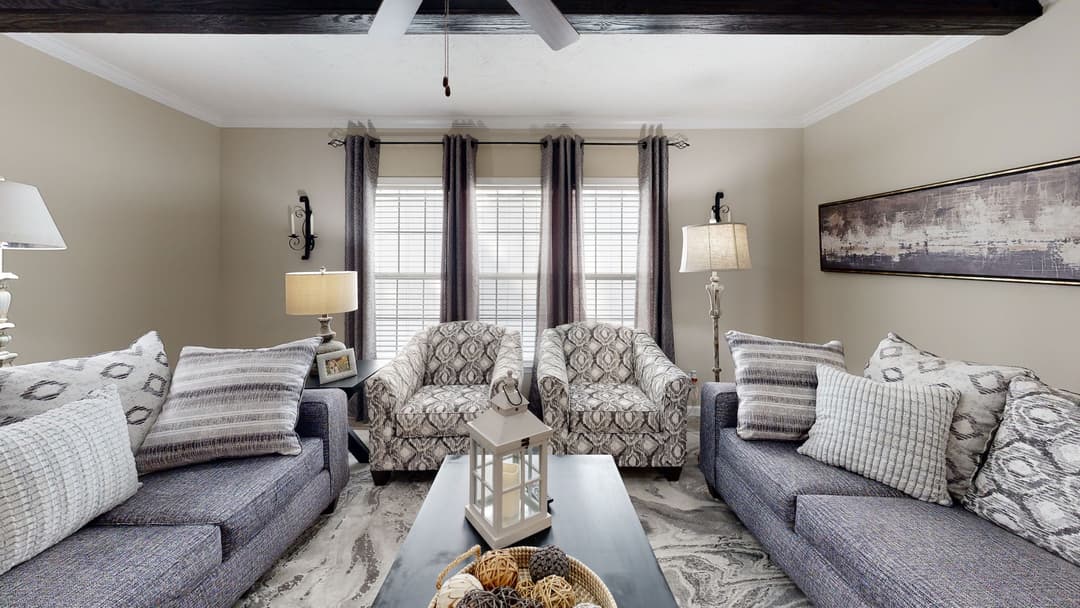 Kb-3248 interior home features