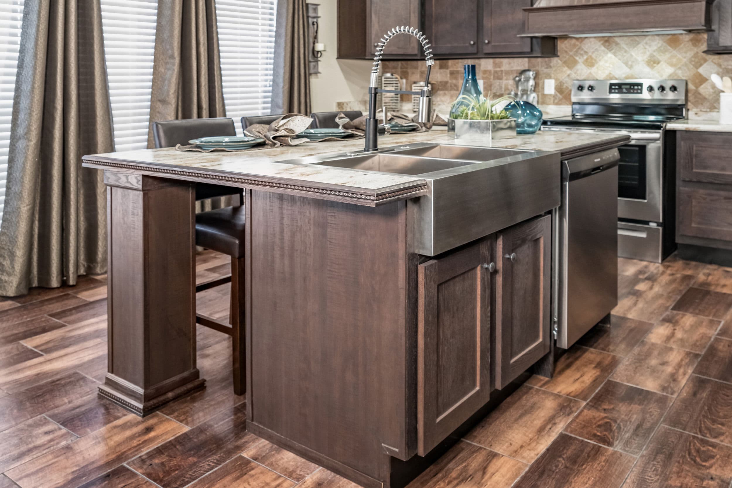 Kb-3244 kitchen home features