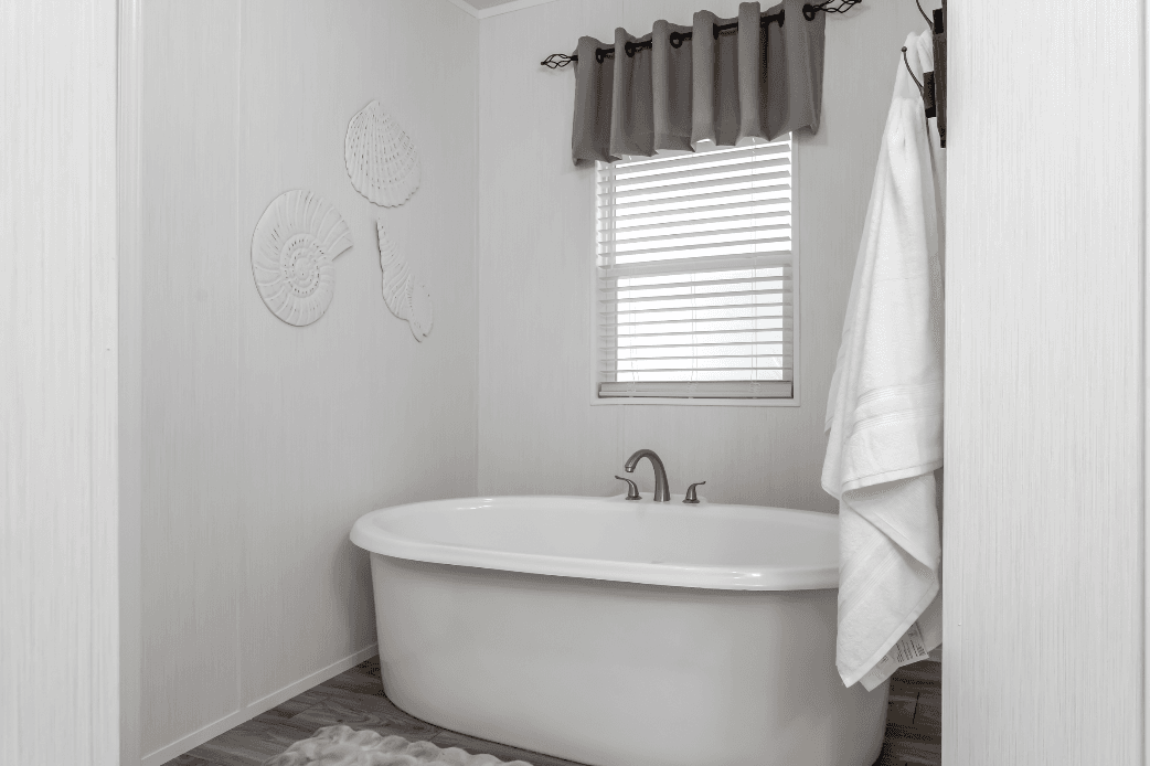 Md-60-32 dakota bathroom home features