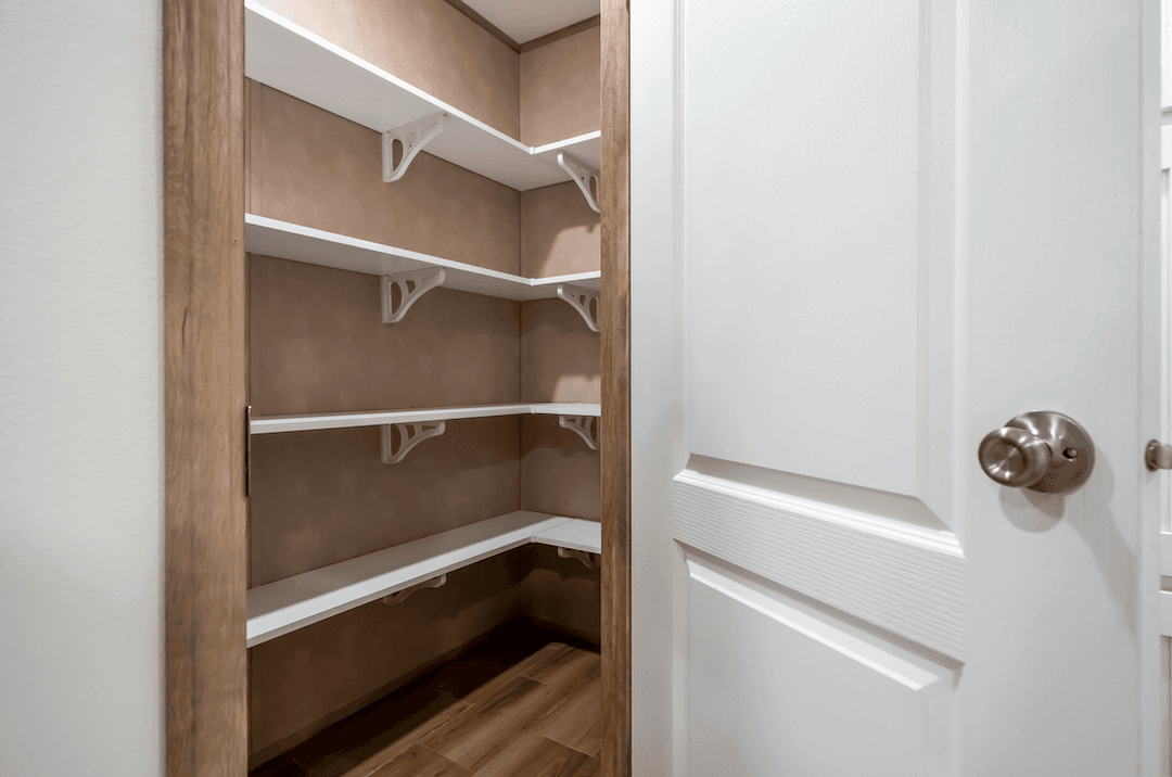 Md-61-32 kalispell interior home features