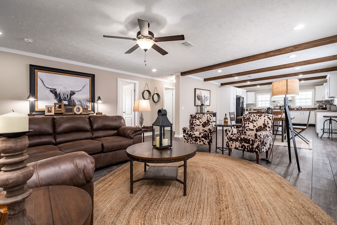 Md-42-32 interior home features