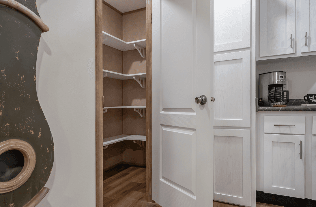 Md-61-32 kalispell interior home features