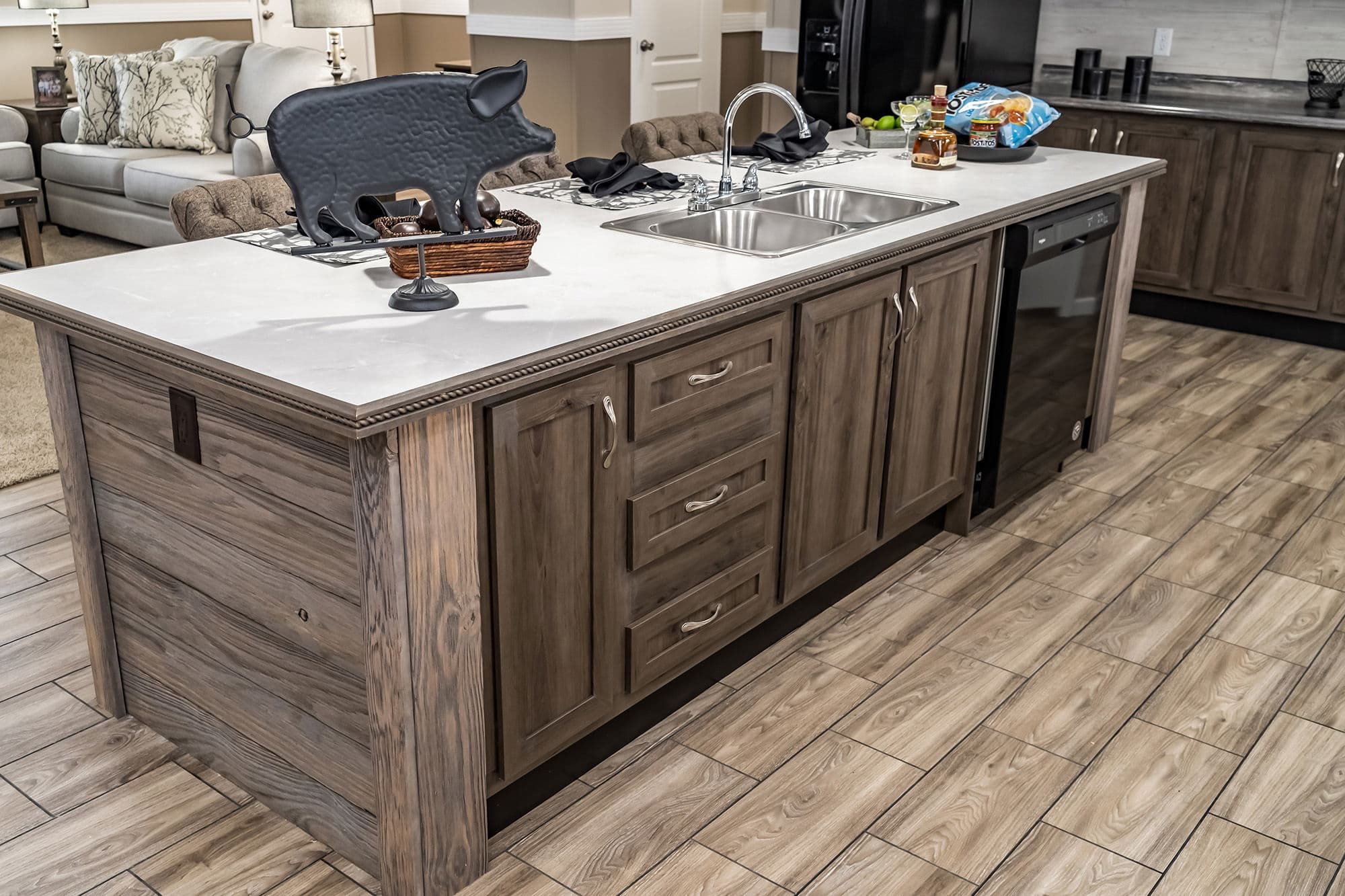 Md-41-32 kitchen home features