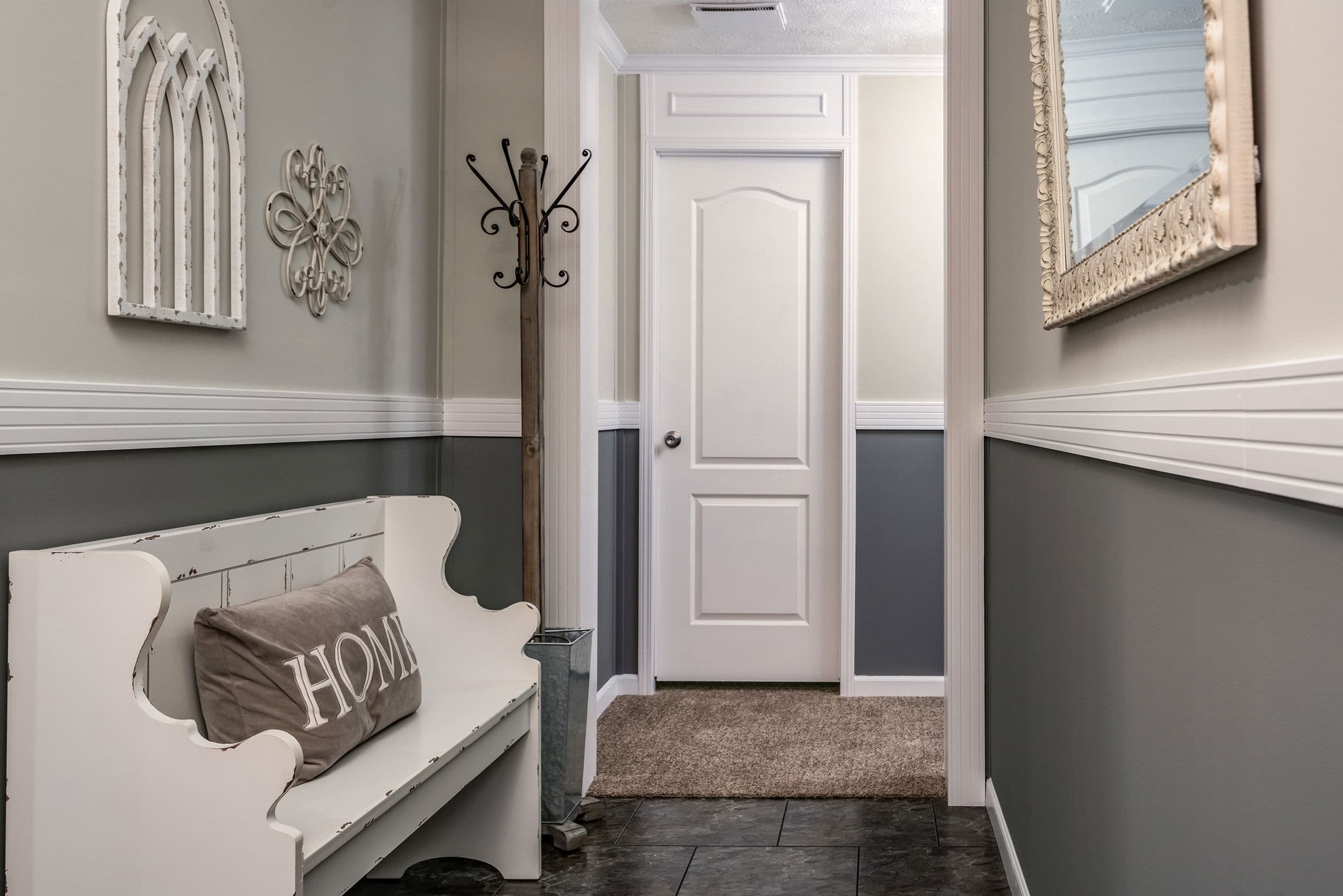 Md-38-32 interior home features