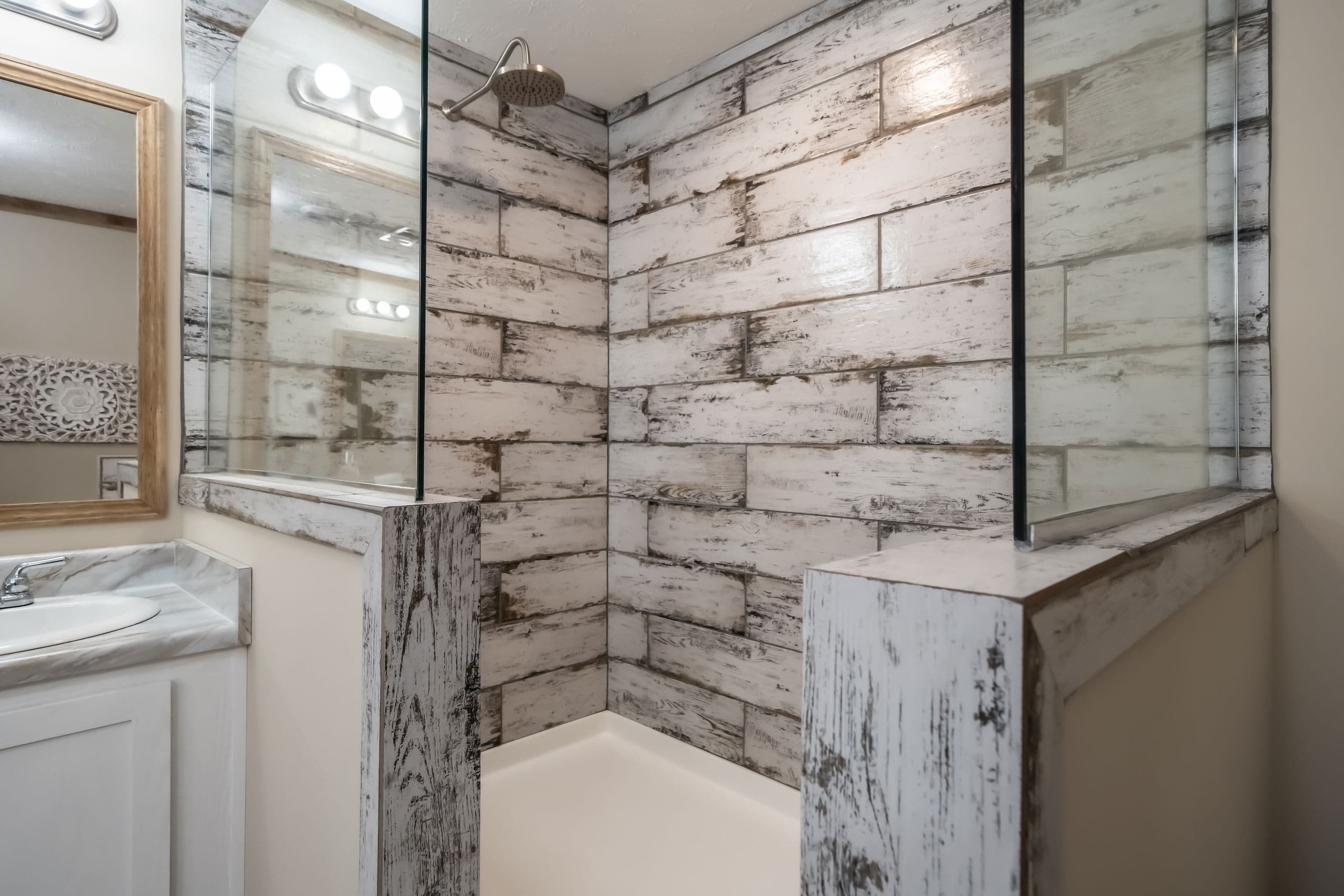 Md-49-32 bathroom home features