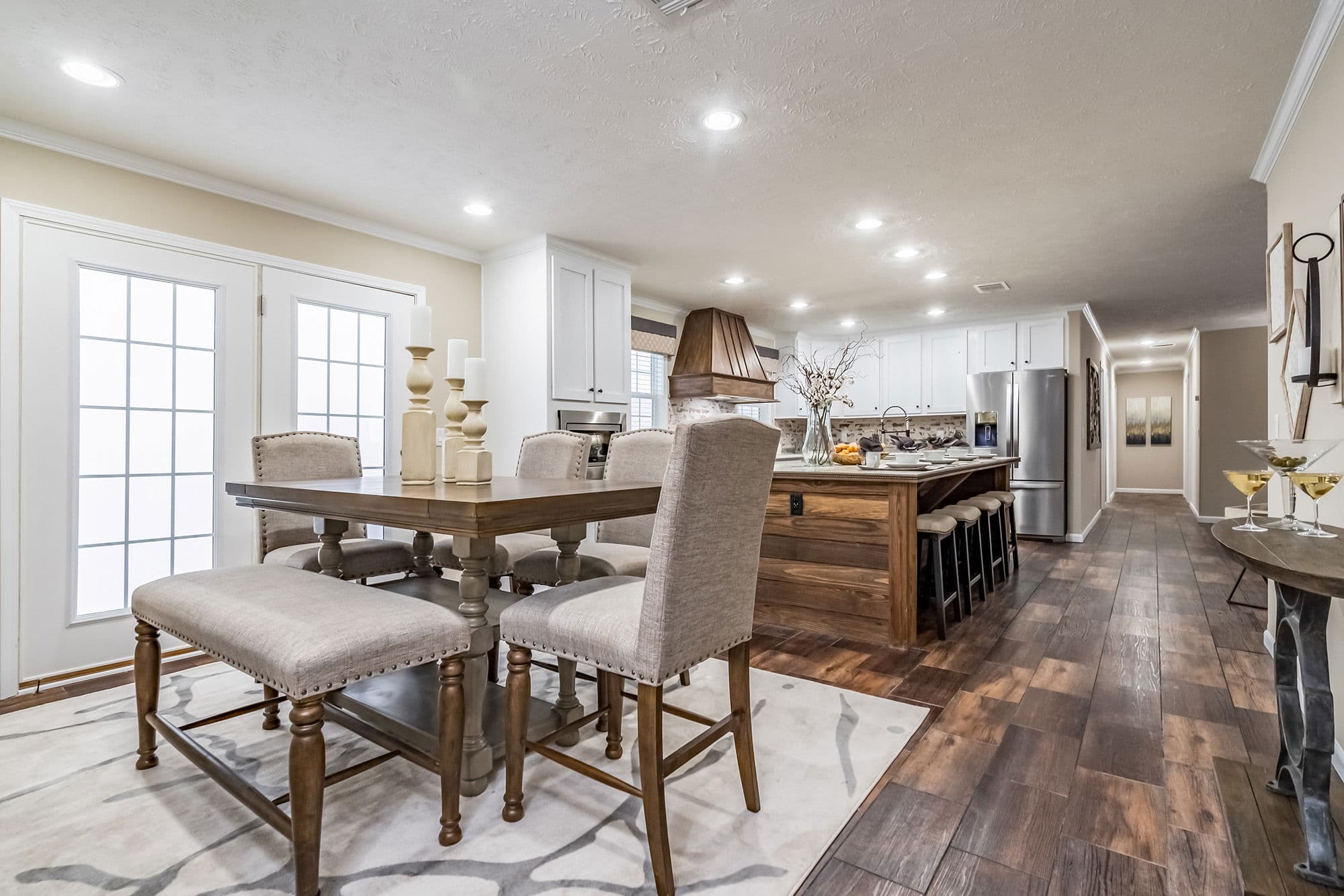 Kb-3245 tiger kat interior home features