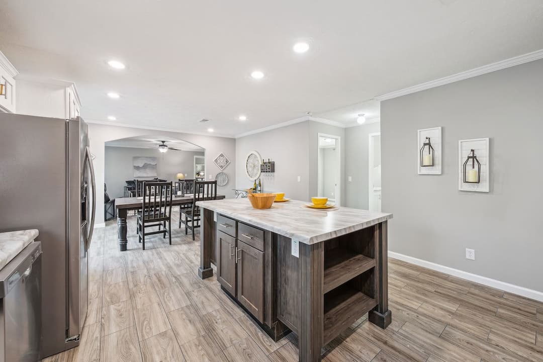 Md-43-32 stagecoach kitchen home features