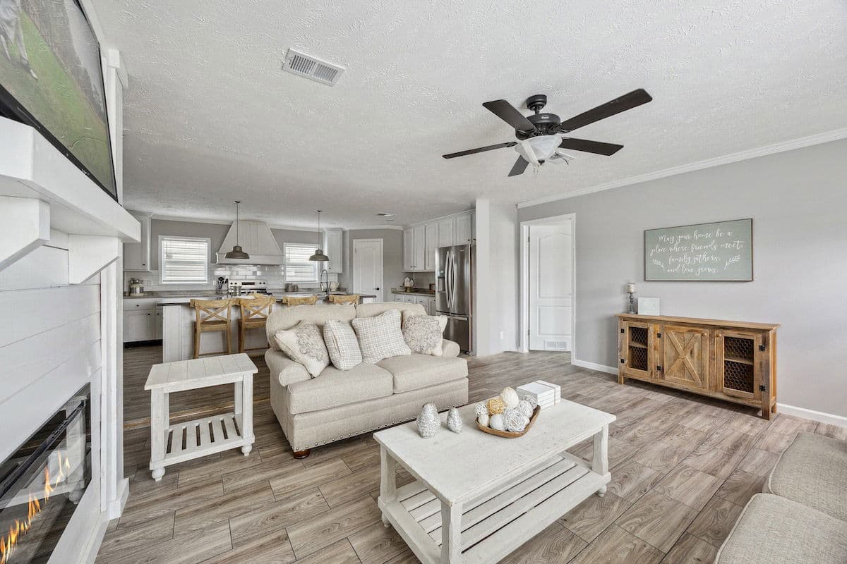 Kb-3246 presley interior home features