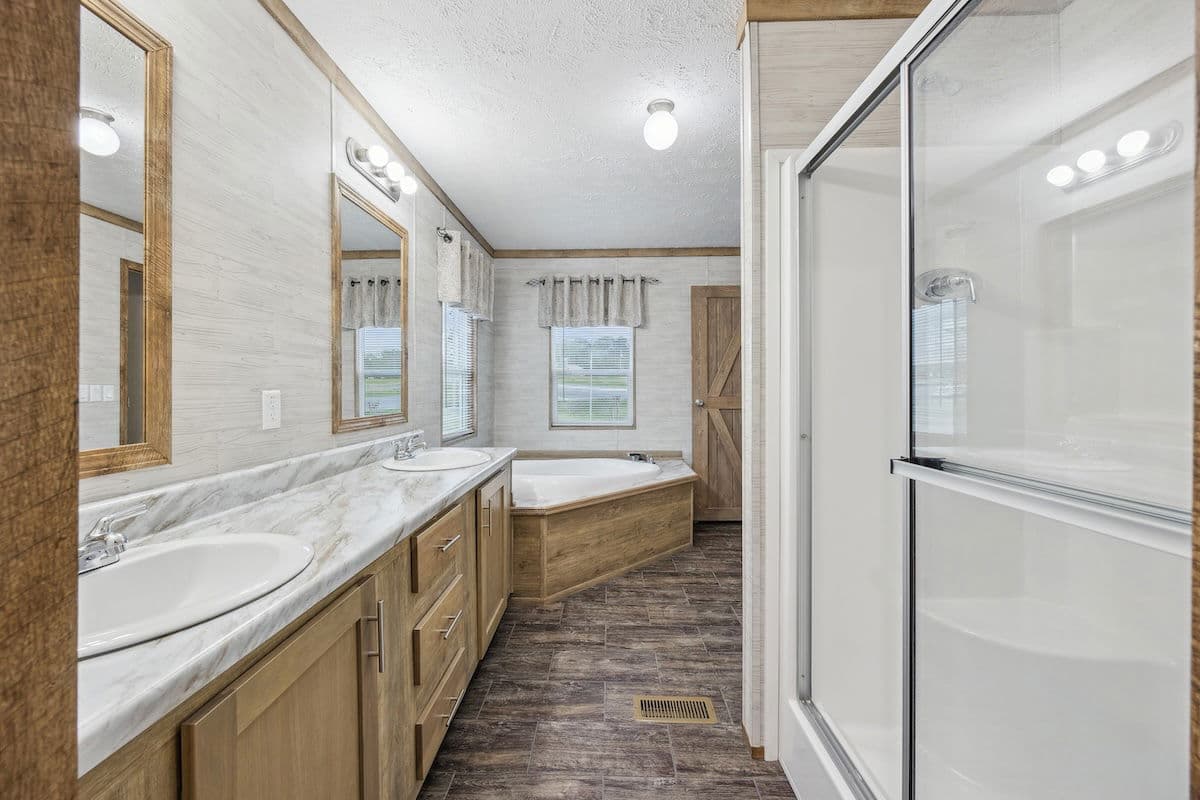 Md-26-32 bathroom home features