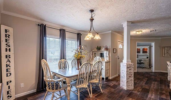 Kb-3220 interior home features