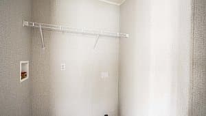 Md-113 interior home features