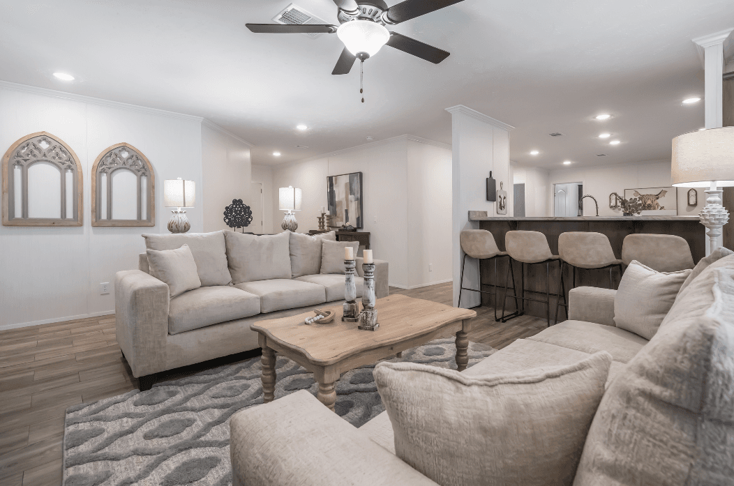 Md-60-32 dakota interior home features