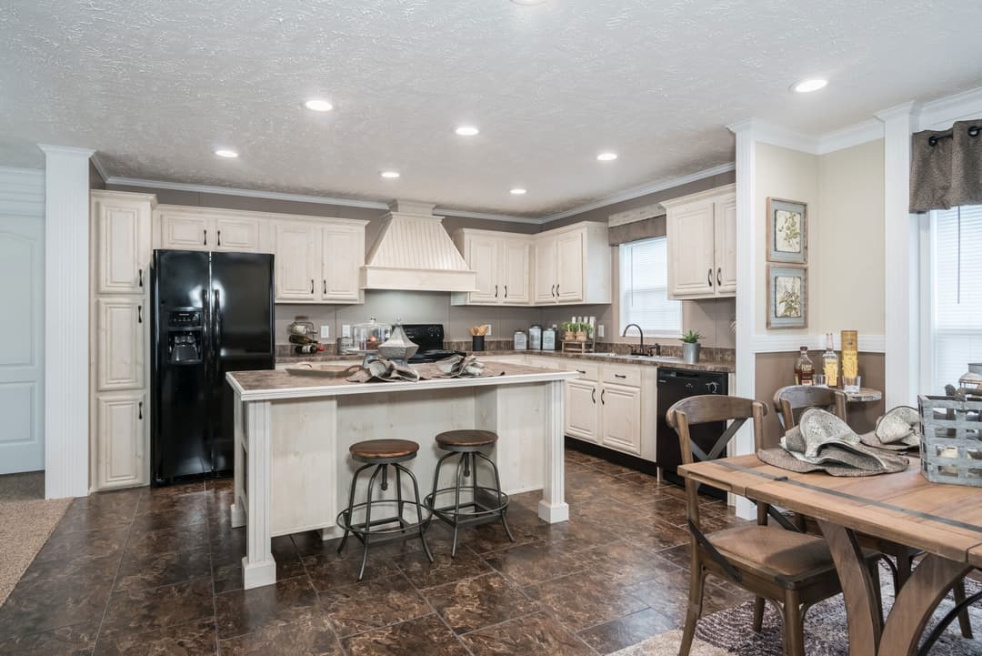 Md-32-32 kitchen home features