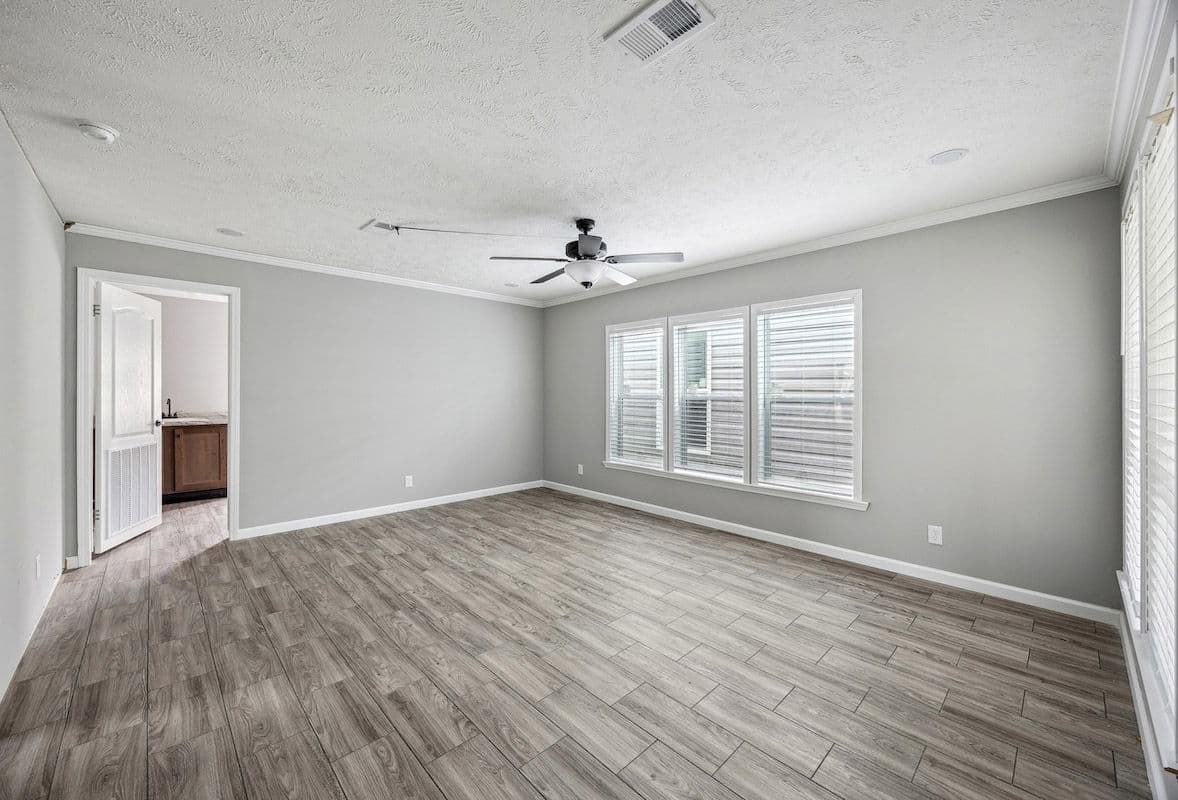 Kb-3246 presley interior home features