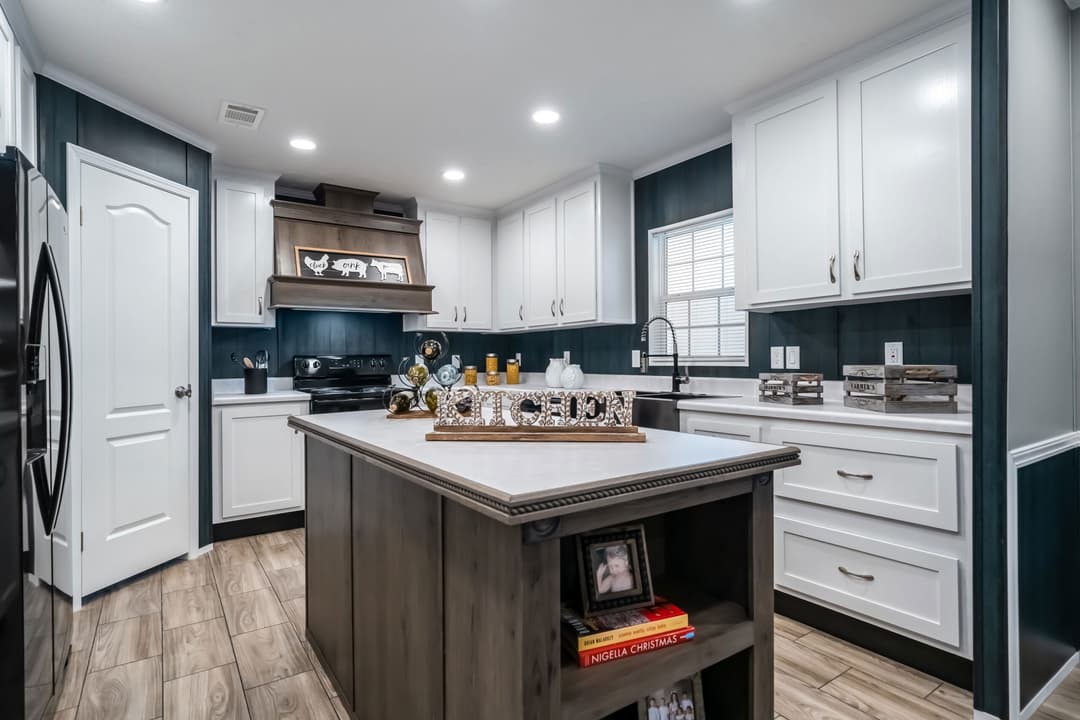 Md-50-32 kitchen home features